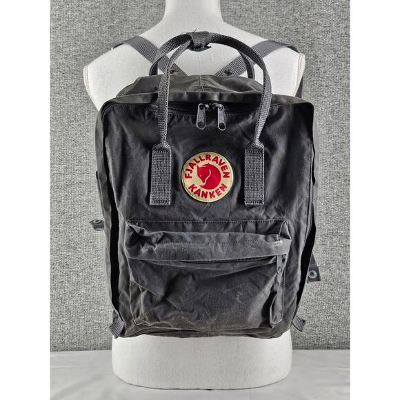 FJALLRAVEN UNISEX SUPER GREY KANKEN BACKPACK - Picture 2 of 14